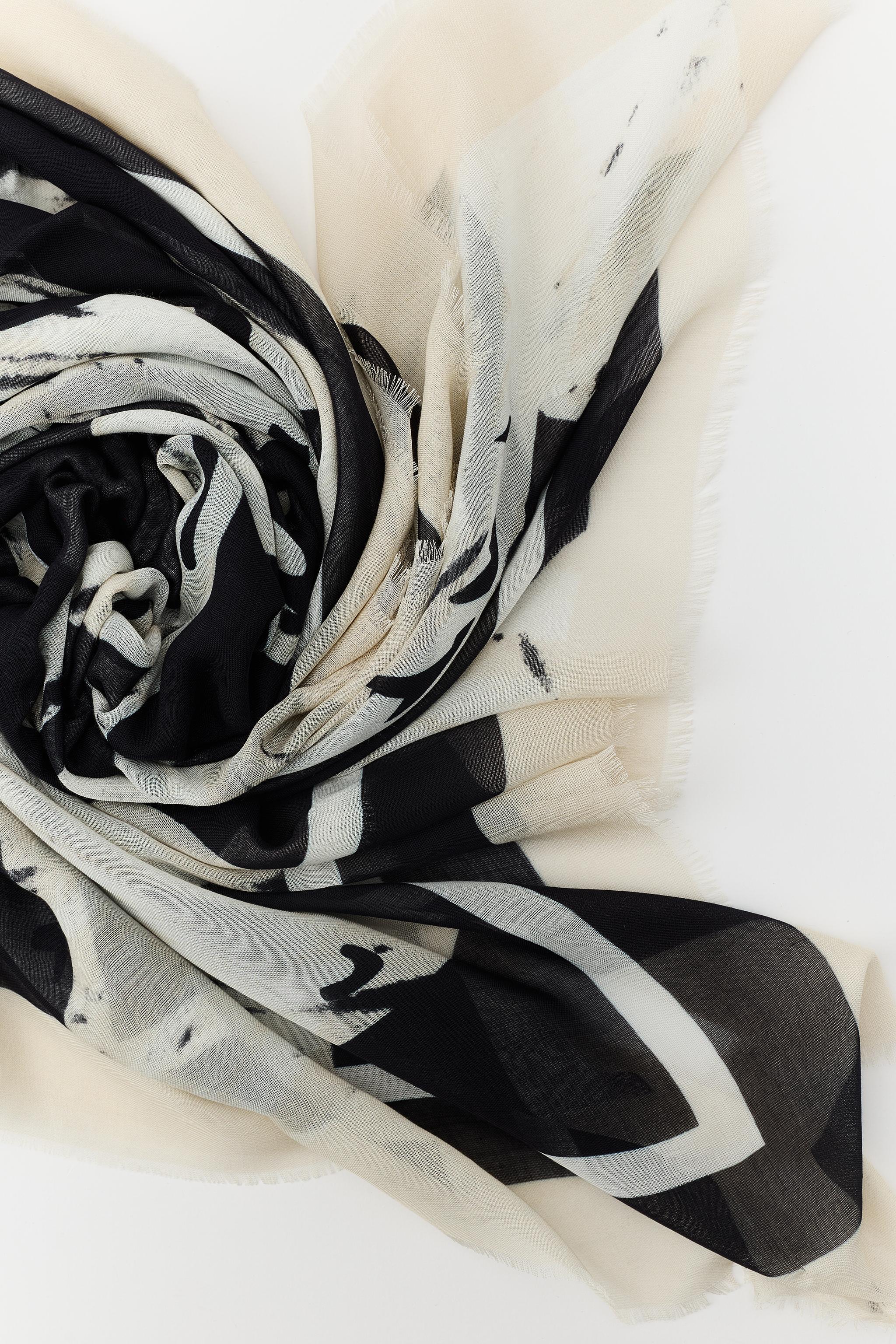 FOULARD IMPRIMÉ FLORAL MÉLANGE MODAL